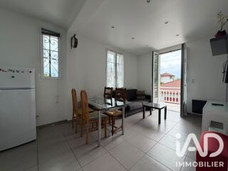  Appartement à louer 3 pièces 47 m²
