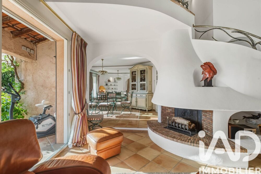 à vendre  Maison Antibes (06600)