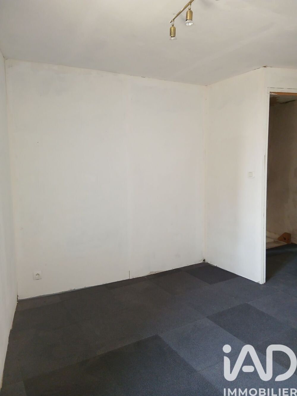 Vente Maison Vente Maison de village 4 pièces Quemper-guézennec
