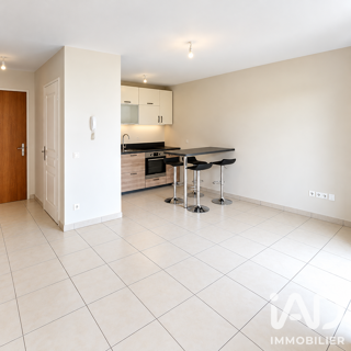  Appartement à louer 2 pièces 44 m²