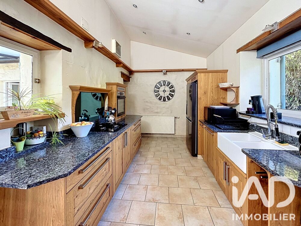 Vente Maison Vente Maison de campagne 5 pièces Scorbé-clairvaux