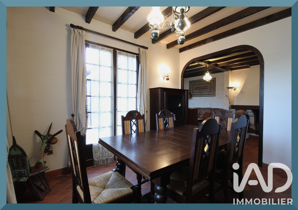 Vente Maison Vente Maison traditionnelle 7 pièces Saint-mexant