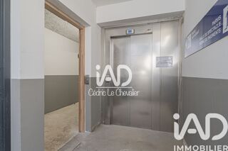 Vente Parking/Garage Vente Parking 1 600 m&sup2; Montévrain