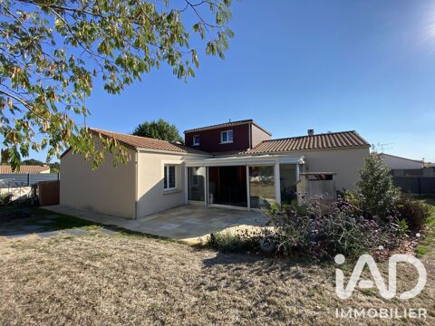   Vente Maison/villa 8 pièces Maison - 8 pièce(s) - 158 m²