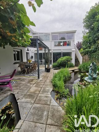  Maison � vendre 9 pi�ces 311 m�