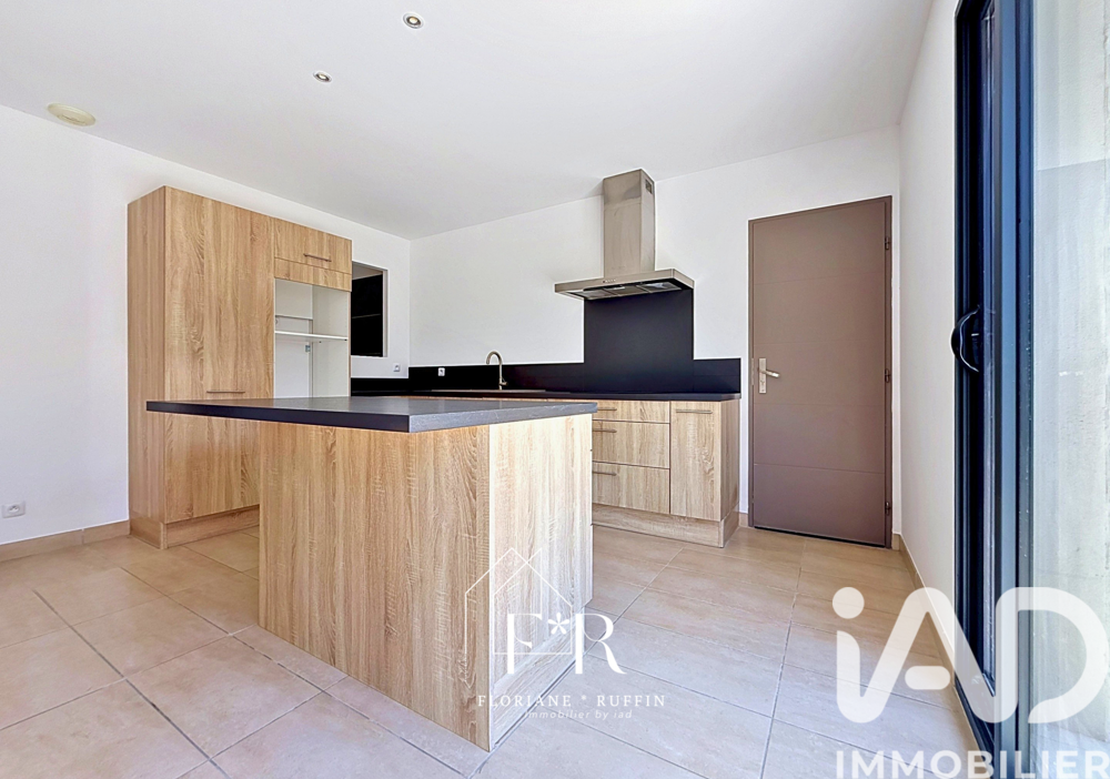 Vente Maison Vente Maison/villa 4 pièces Morières-lès-avignon