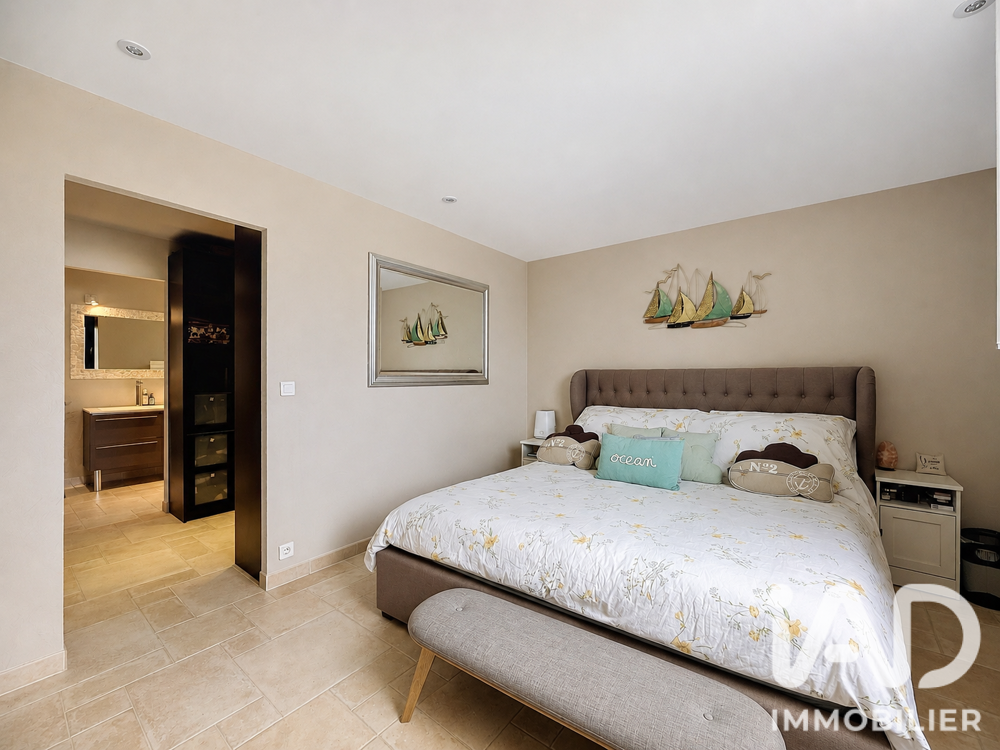 à vendre  Maison Le Rouret (06650)