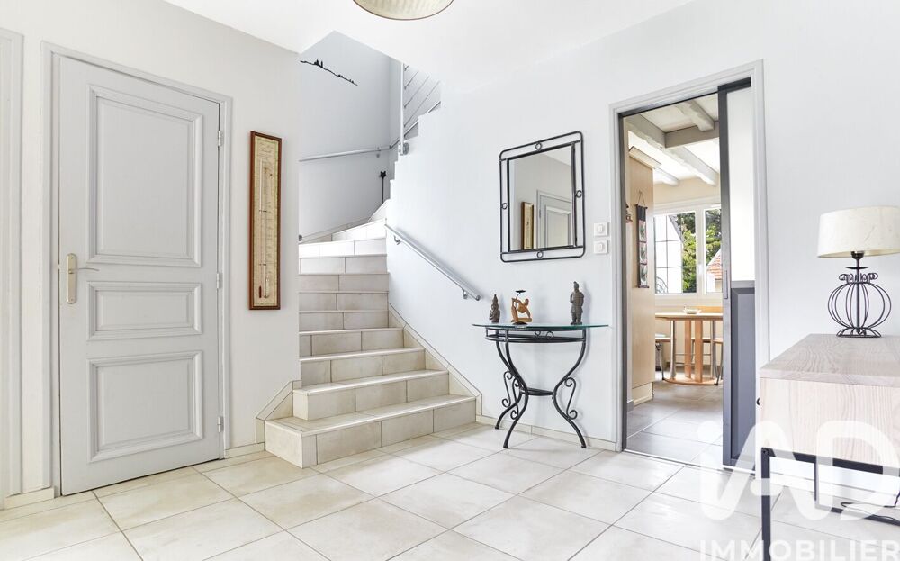 Vente Maison Vente Maison/villa 6 pièces Rueil-malmaison
