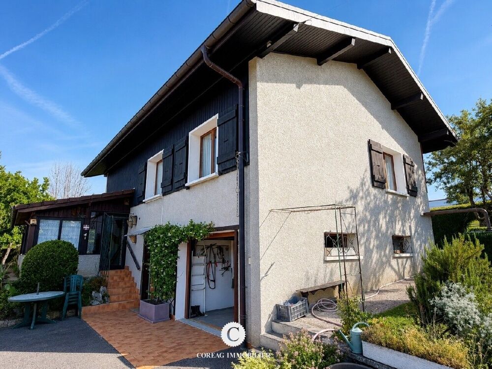 Maison individuelle de type T6 d'une surface habitable d....