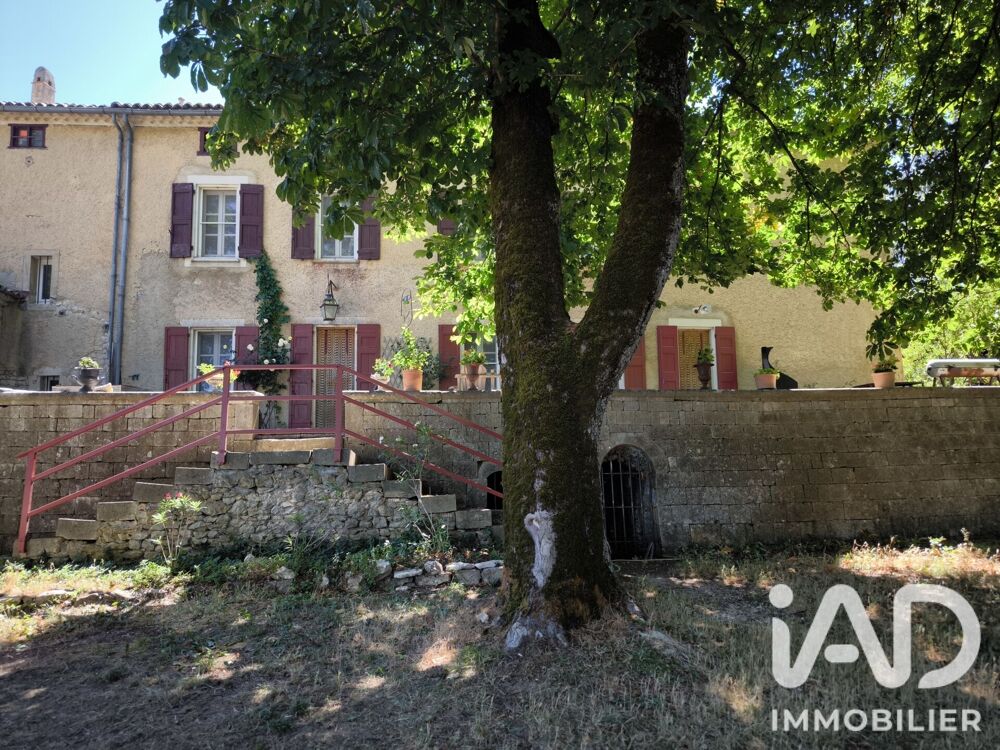 Maison 10 pièces 500 m² · à Revest-du-Bion · 500 m² · 1 390 000 €
