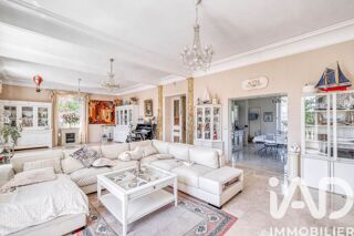  Maison à vendre 11 pièces 323 m²