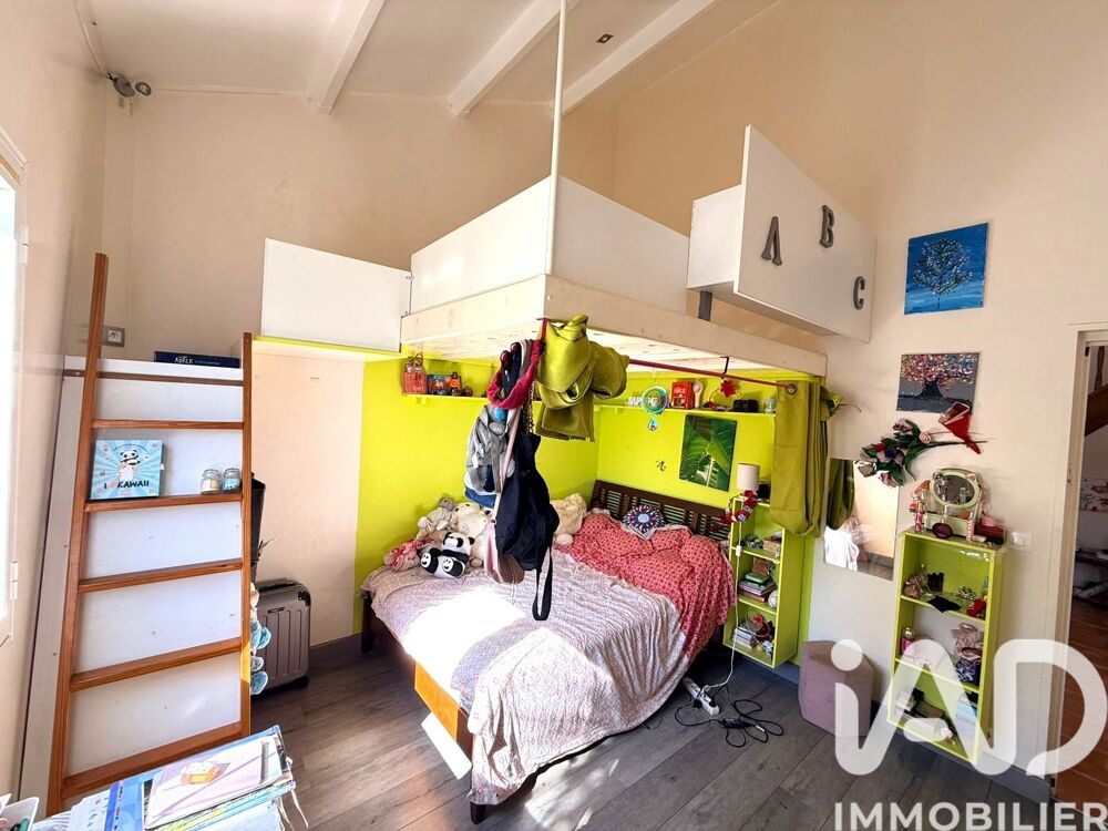vente Maison - 5 pièce(s) - 150 m² Saint-Louis (97421)