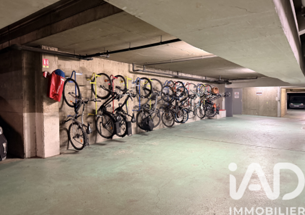 Vente Parking/Garage Vente Parking 12 m&sup2; Paris 20