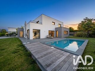  Maison à vendre 8 pièces 260 m²
