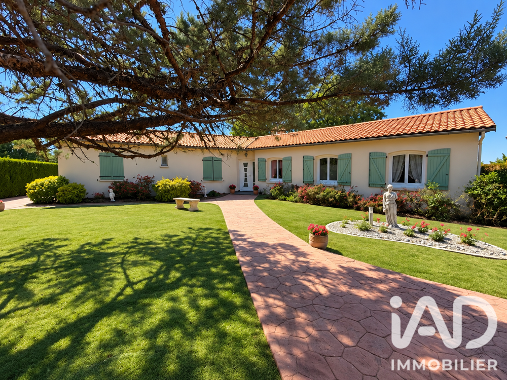 Vente Maison Vente Maison de campagne 5 pièces Pompaire