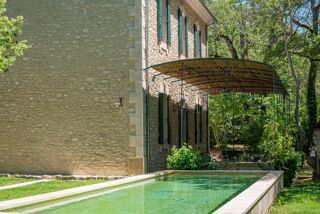  Maison � vendre 8 pi�ces 330 m�