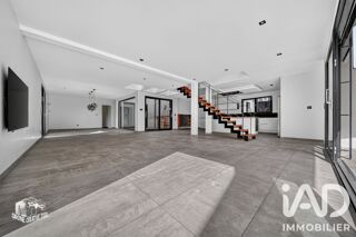 Maison à vendre 10 pièces 286 m²