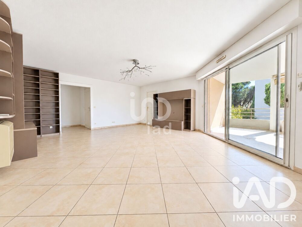 à vendre  Appartement Saint-Raphaël (83700)
