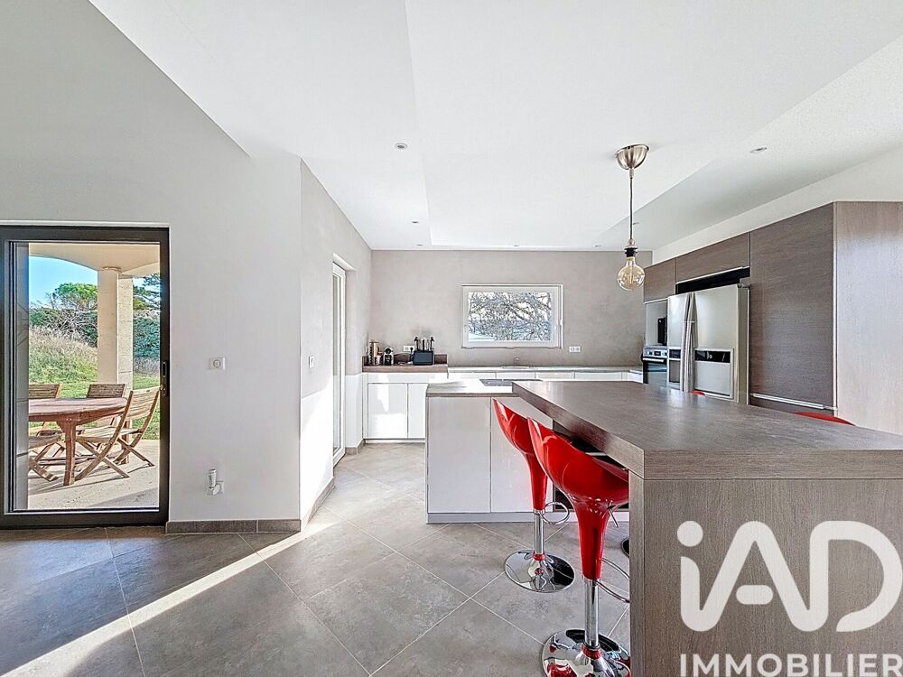 à vendre  Maison Cabrières-d'Avignon (84220)