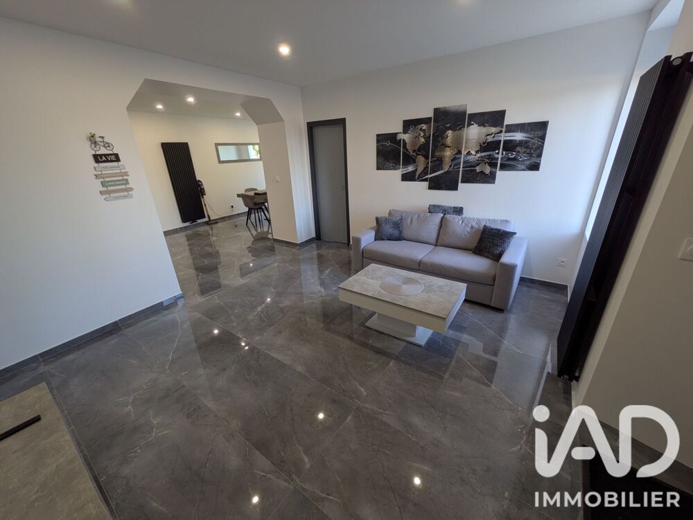 vente Appartement - 5 pièce(s) - 81 m² La Chapelle-sur-Loire (37140)