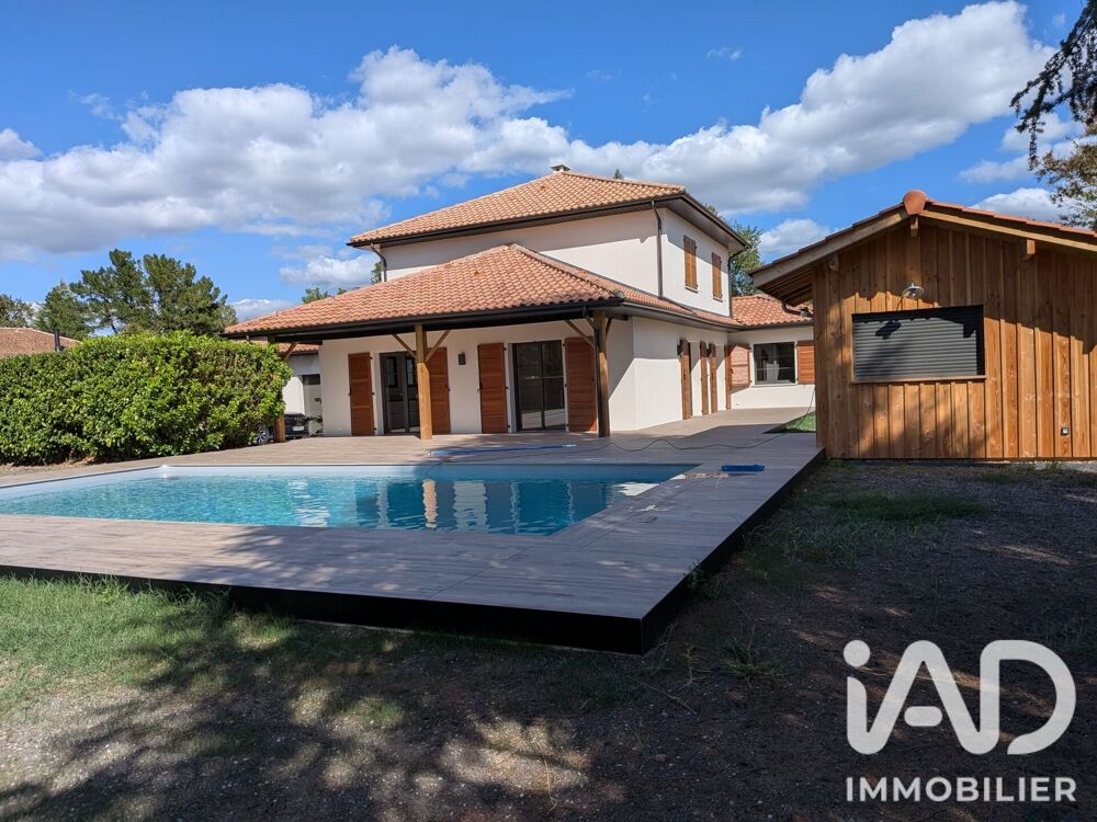 Vente Maison Vente Maison/villa 7 pièces Carignan-de-bordeaux