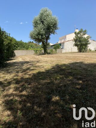  Terrain à vendre 708 m²