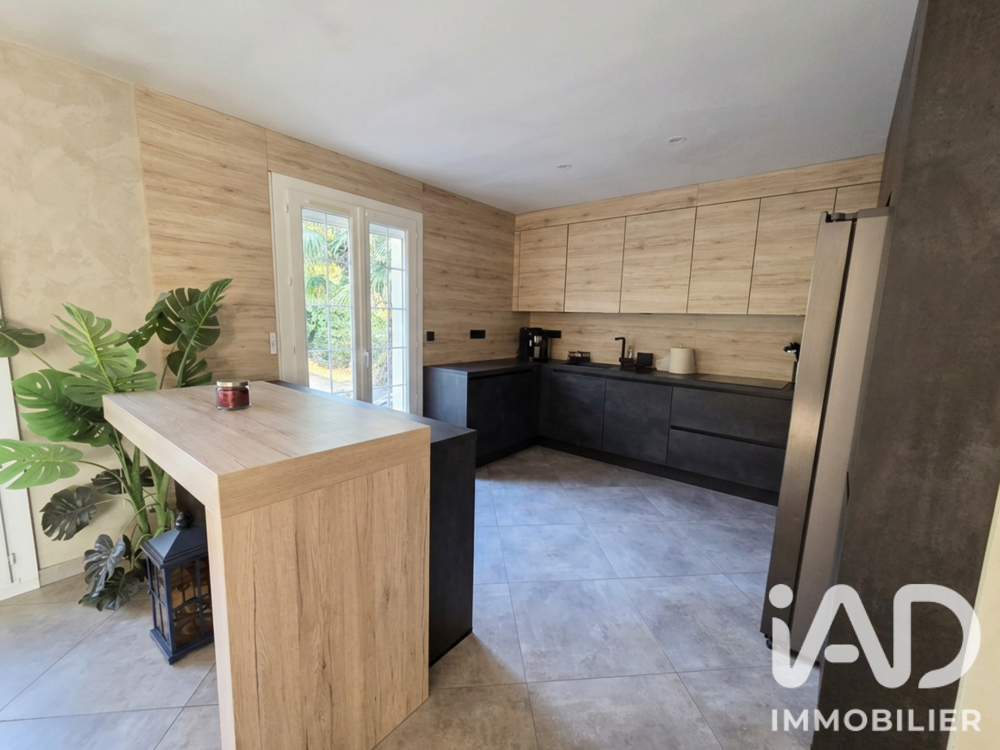 Vente Maison Vente Maison traditionnelle 7 pièces Guigneville-sur-essonne