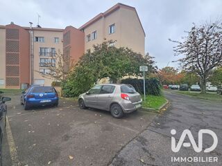 Vente Parking/Garage Vente Parking 12 m&sup2; Maurepas