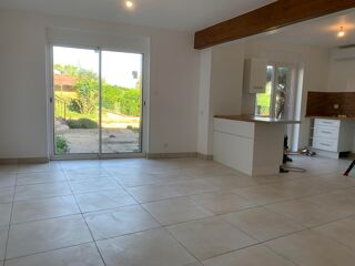  Appartement � louer 4 pi�ces 77 m�