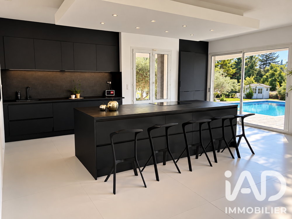 Vente Maison Vente Maison/villa 6 pièces Nîmes