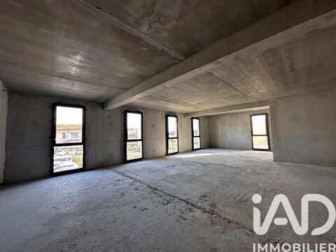  Vente Boutique/Local commercial 200 m&sup2; 