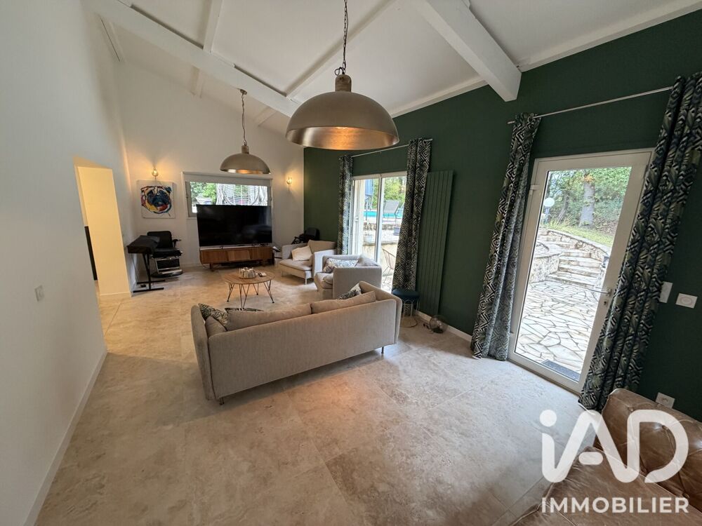 Vente Maison Vente Maison traditionnelle 9 pièces Pierrevert