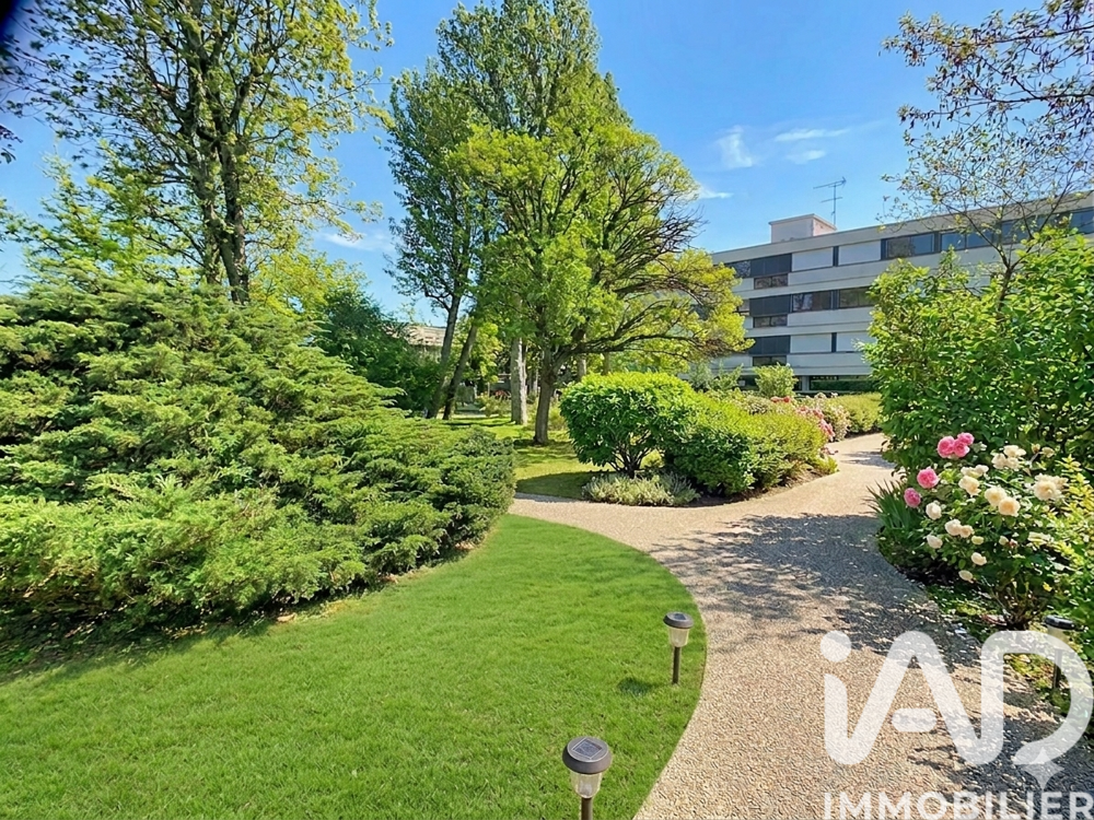 Appartement 5 pièces 101 m² · à Sèvres · 101 m² · 499 800 €