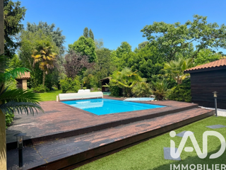 Maison à vendre 8 pièces 265 m²