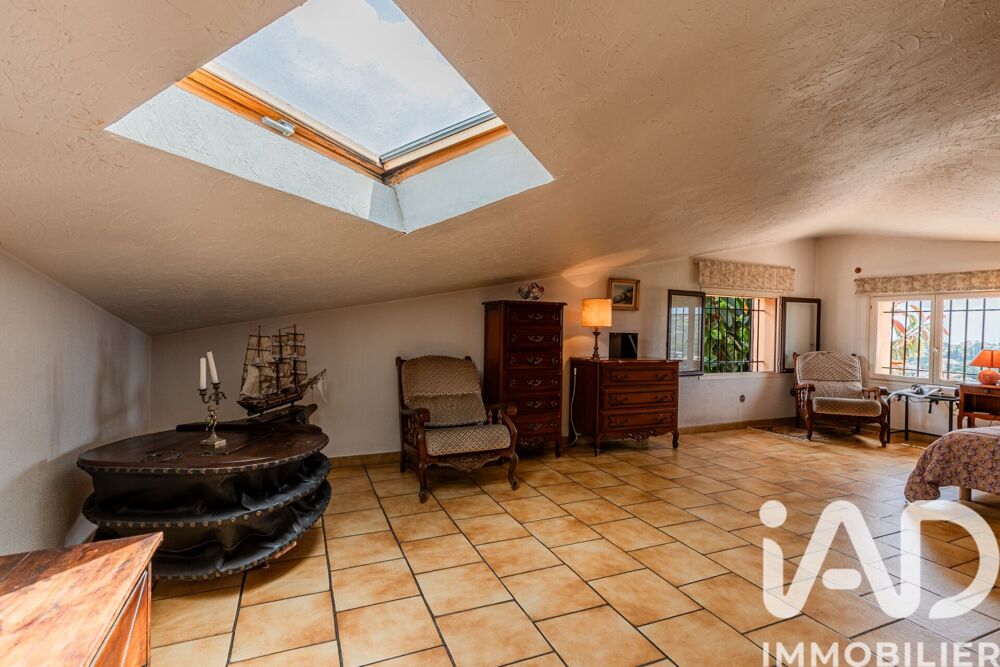 à vendre  Maison Vallauris (06220)