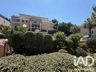  Appartement à louer 3 pièces 55 m²