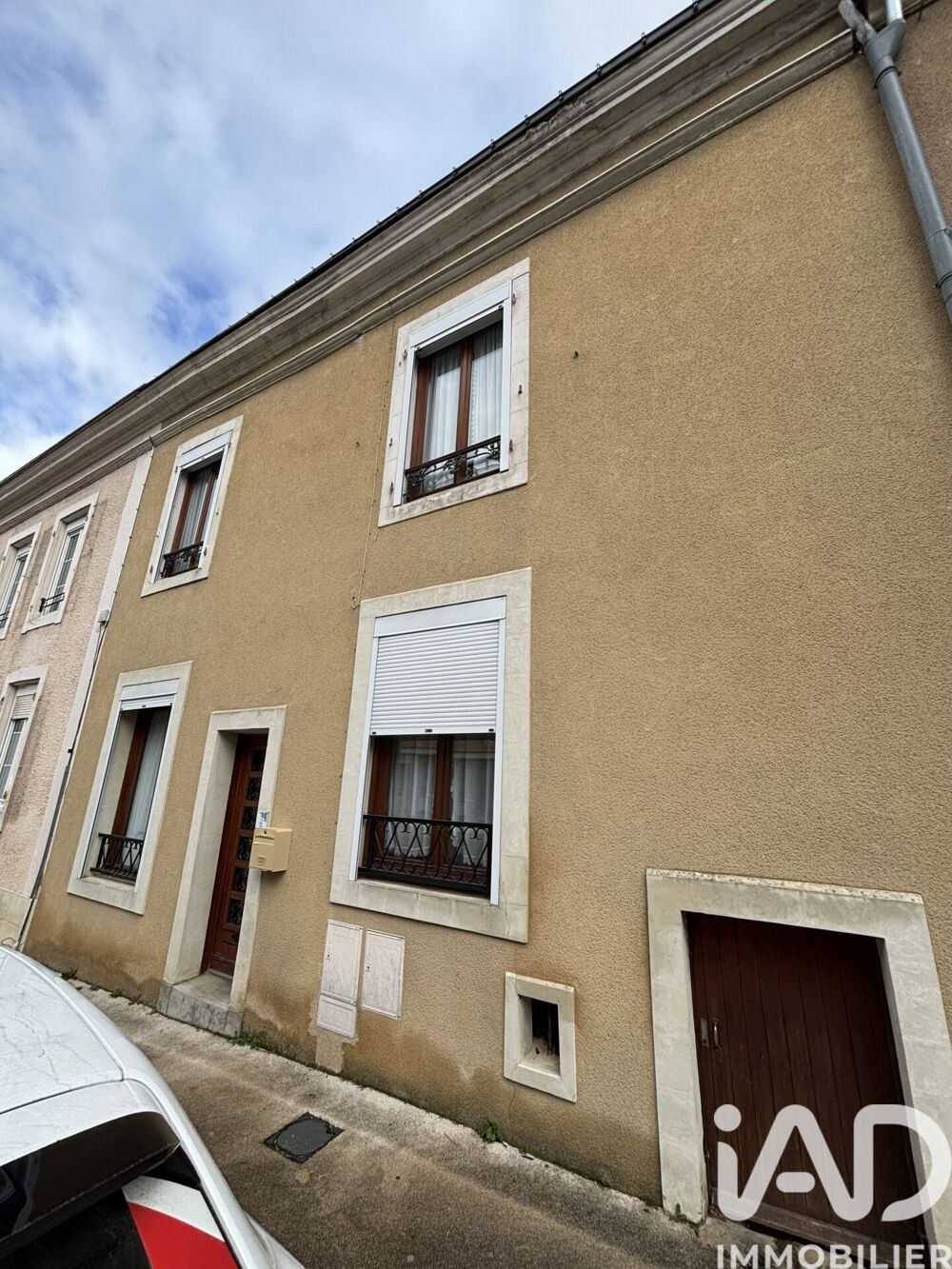 Vente Maison Vente Maison de village 7 pièces Montfort-le-gesnois