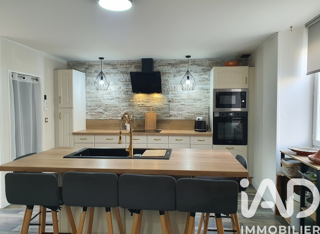  Maison � vendre 8 pi�ces 165 m�