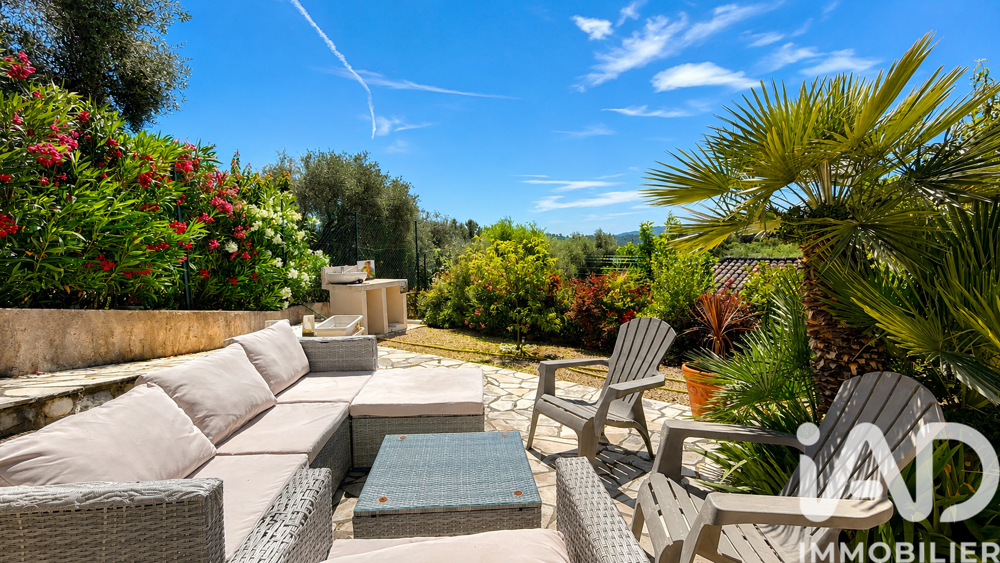 Vente Maison Vente Maison traditionnelle 5 pièces Saint-vallier-de-thiey