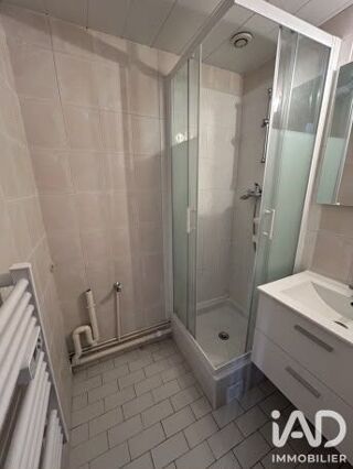  Appartement à louer 1 pièce 28 m²