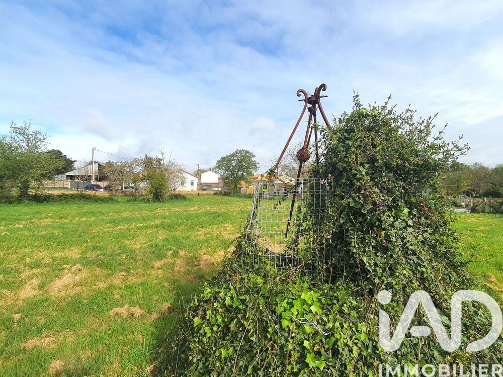 Vente Terrain Vente Terrain à bâtir 2 810 m&sup2; Saint-vincent-sur-graon