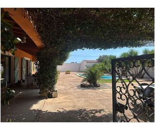 Vente Maison Mas de 194 m² avec piscine et dépendance sur 2,7 hectares Saint-gilles
