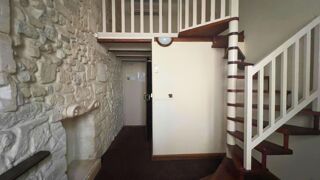  Immeuble � vendre 830 m�