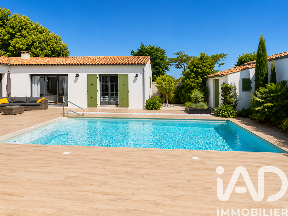 � vendre  Maison Sainte-Marie-de-R� (17740)