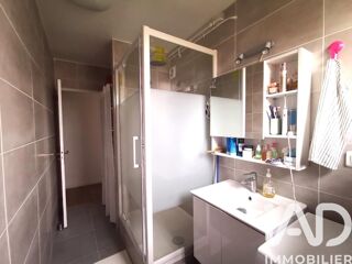  Appartement à louer 3 pièces 56 m²