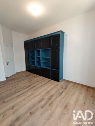  Appartement à louer 4 pièces 92 m²