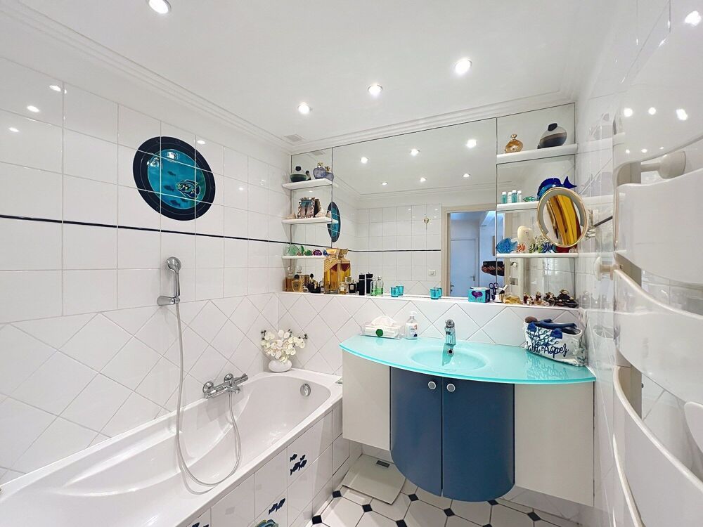à vendre  Appartement Antibes (06600)