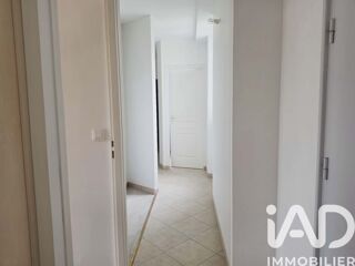  Appartement à louer 4 pièces 93 m²