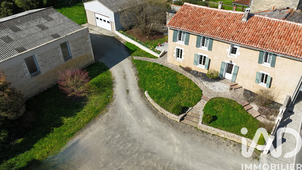 Vente Maison Vente Maison/villa 8 pièces Saint-hilaire-des-loges