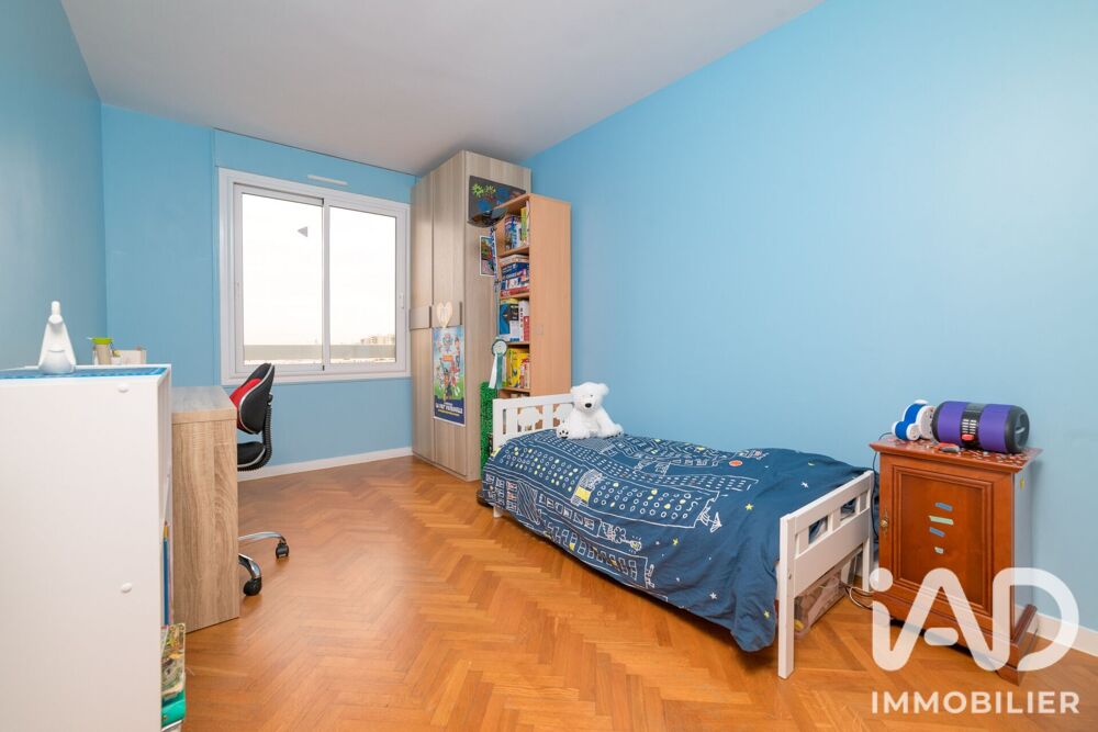 à vendre  Appartement Courbevoie (92400)